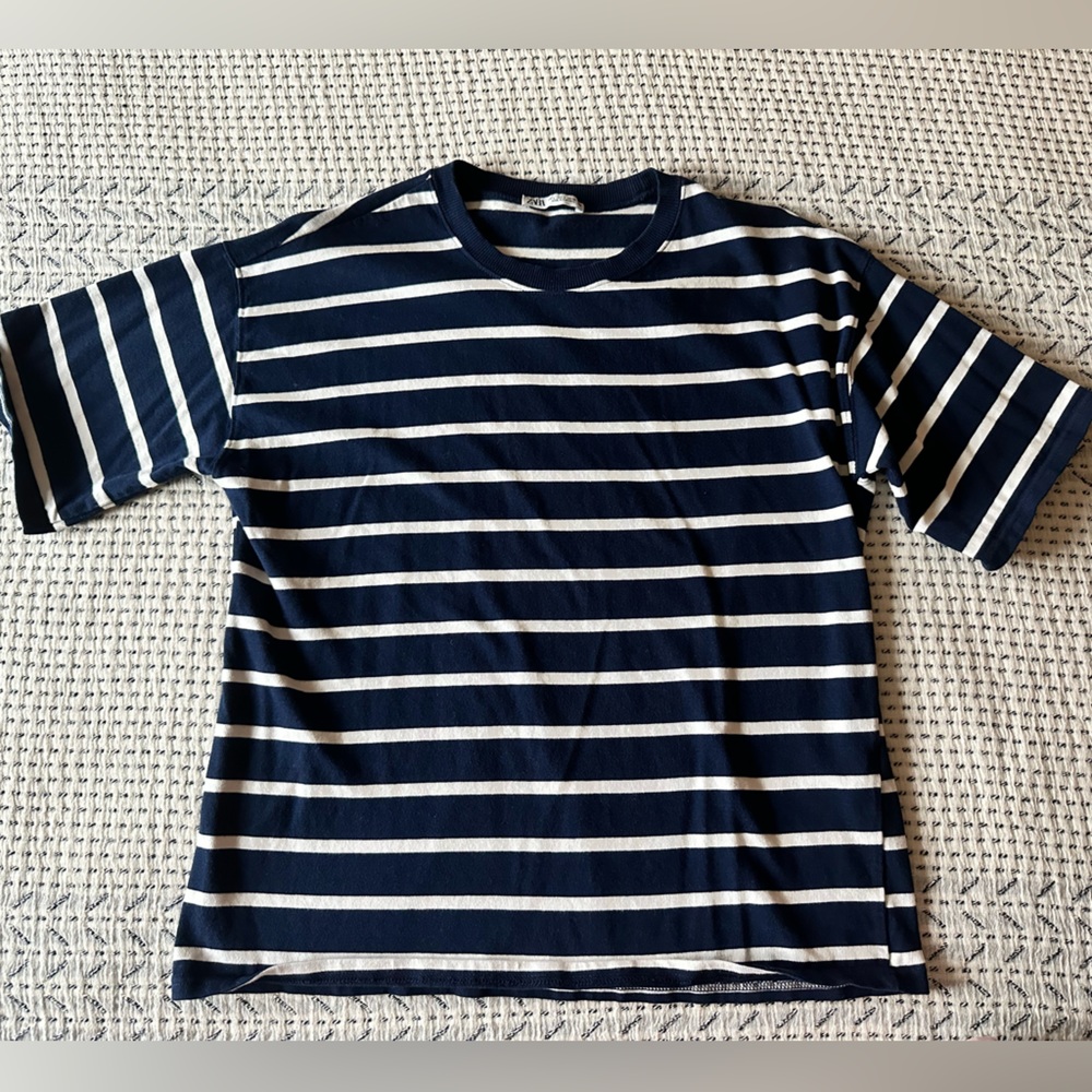 Zara navy and white striped tee size L